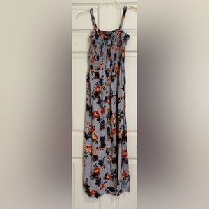 Angie Floral Sleeveless Smocked Maxi Dress - Multicolor
Size L